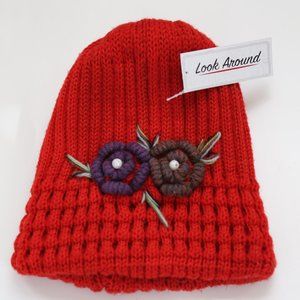 NWT GIRLS EMBROIDERED WOOL BLEND RED CAP / BEANIE